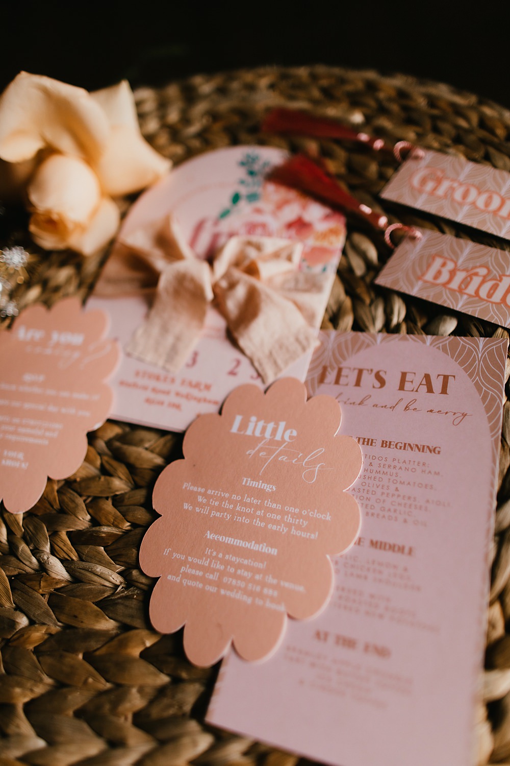 Pastel Modern Invites Scallop Stokes Barn Farm Wedding Ideas Pippa Volans Photography