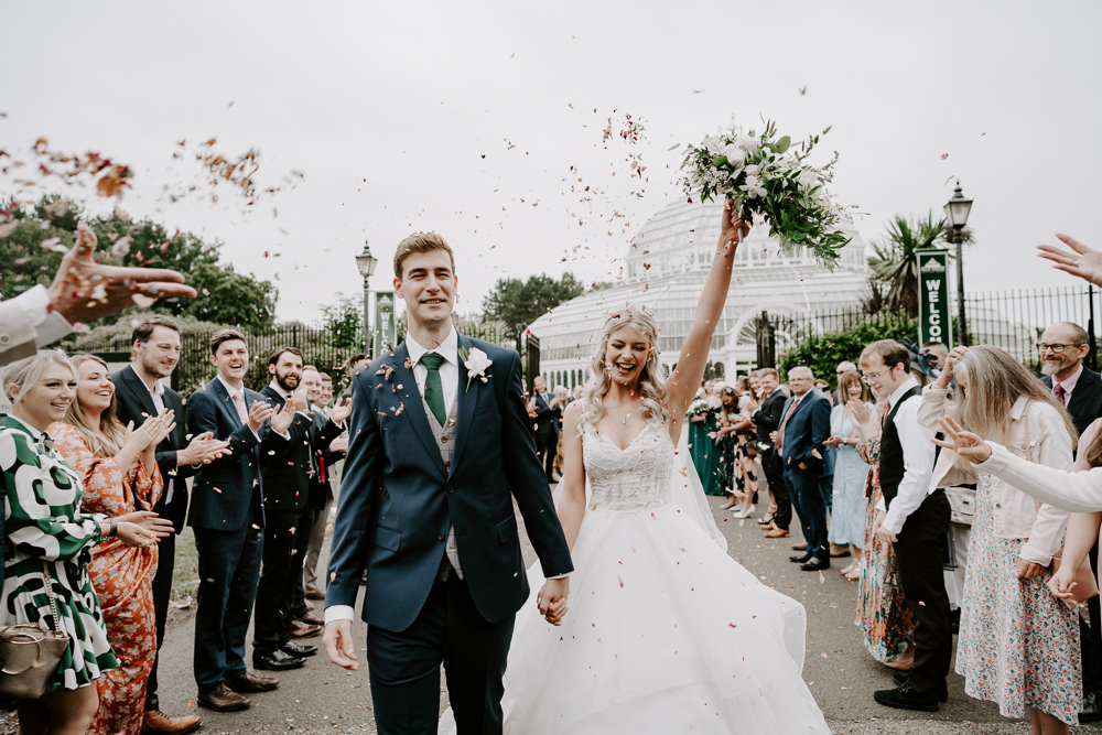 Confetti Throw Tropical Botanical Wedding Gina Fernandes Photography