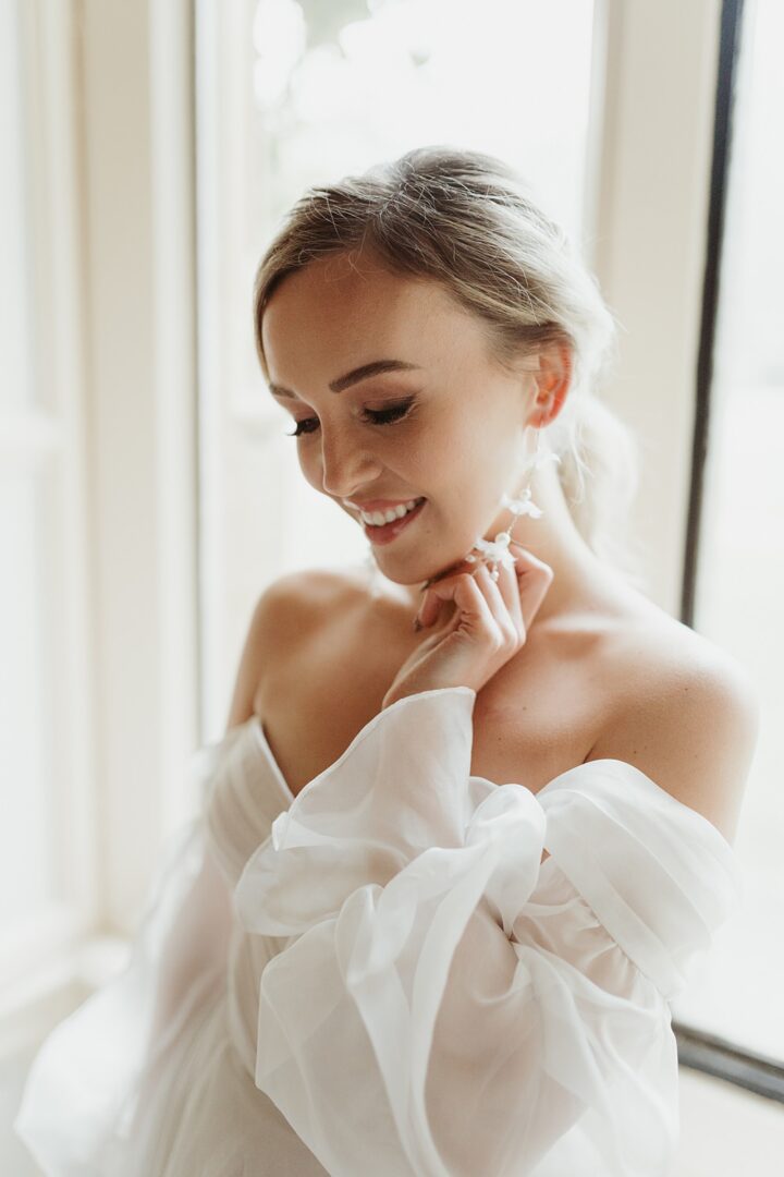 Bride Make Up Look Natural Soft Eyeliner Flick Natalie Silvester Photography