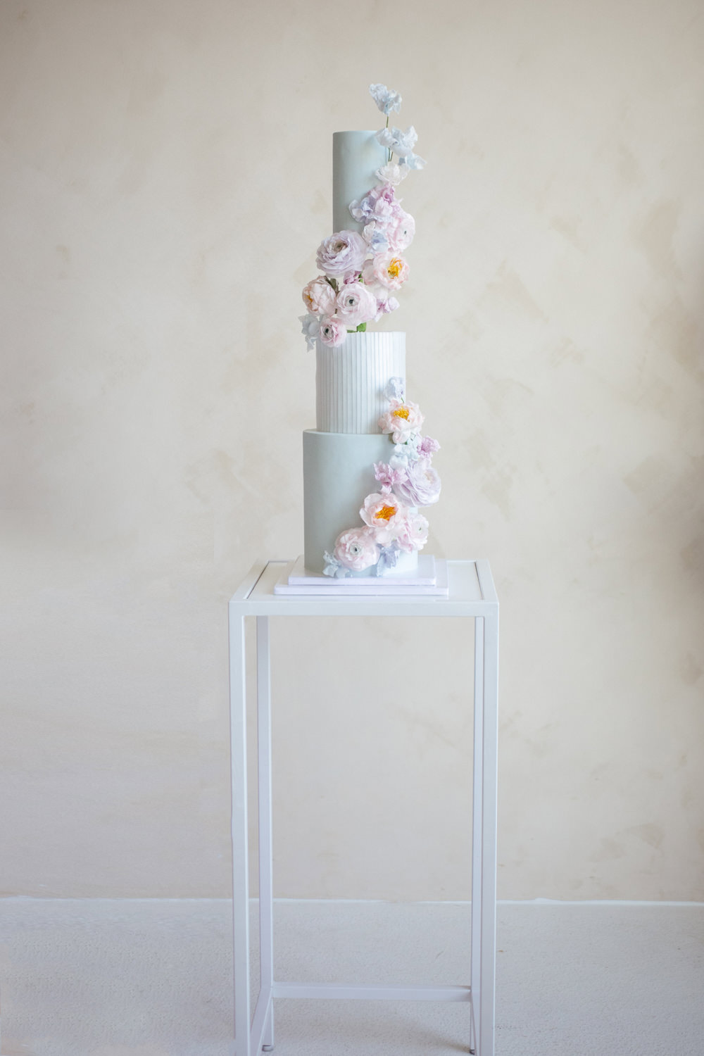 Blue White 3 Tier Cake Flowers Lilac Peach Wedding Ideas Rosetta Li Weddings