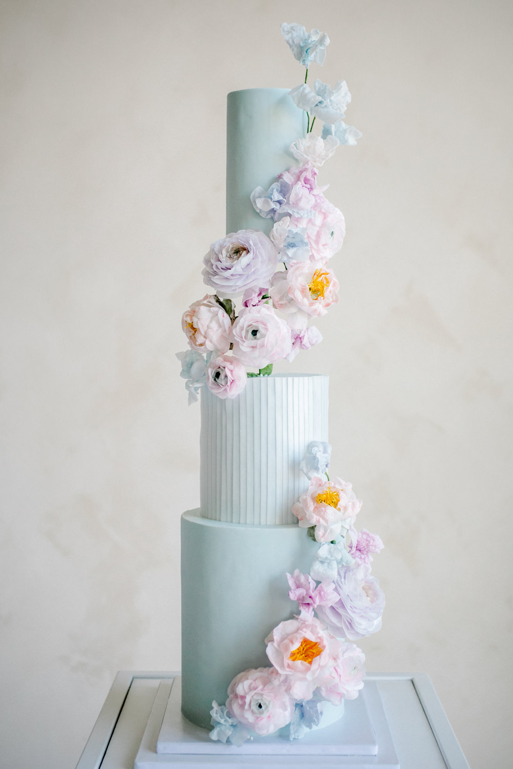 Blue White 3 Tier Cake Flowers Lilac Peach Wedding Ideas Rosetta Li Weddings