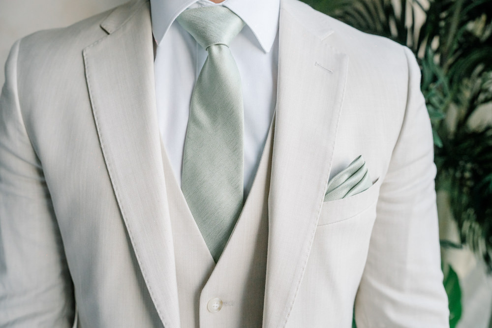 Groom Cream Suit Green Tie Lilac Peach Wedding Ideas Rosetta Li Weddings