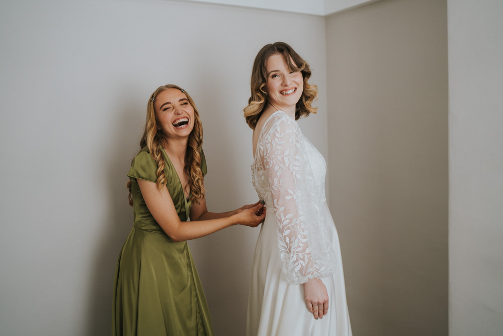 Spring 70s Green Wedding Grace Elizabeth