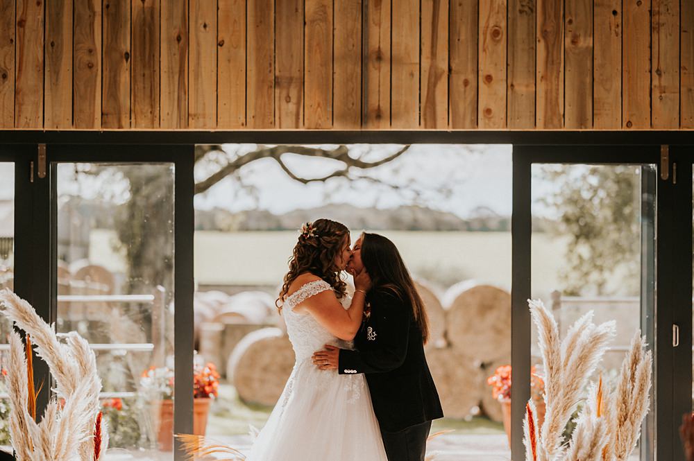 Stennack Farm Wedding Hannah Barnes Photography