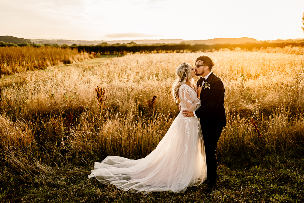 Stylish Yorkshire Barn Wedding Hayley Baxter Photography