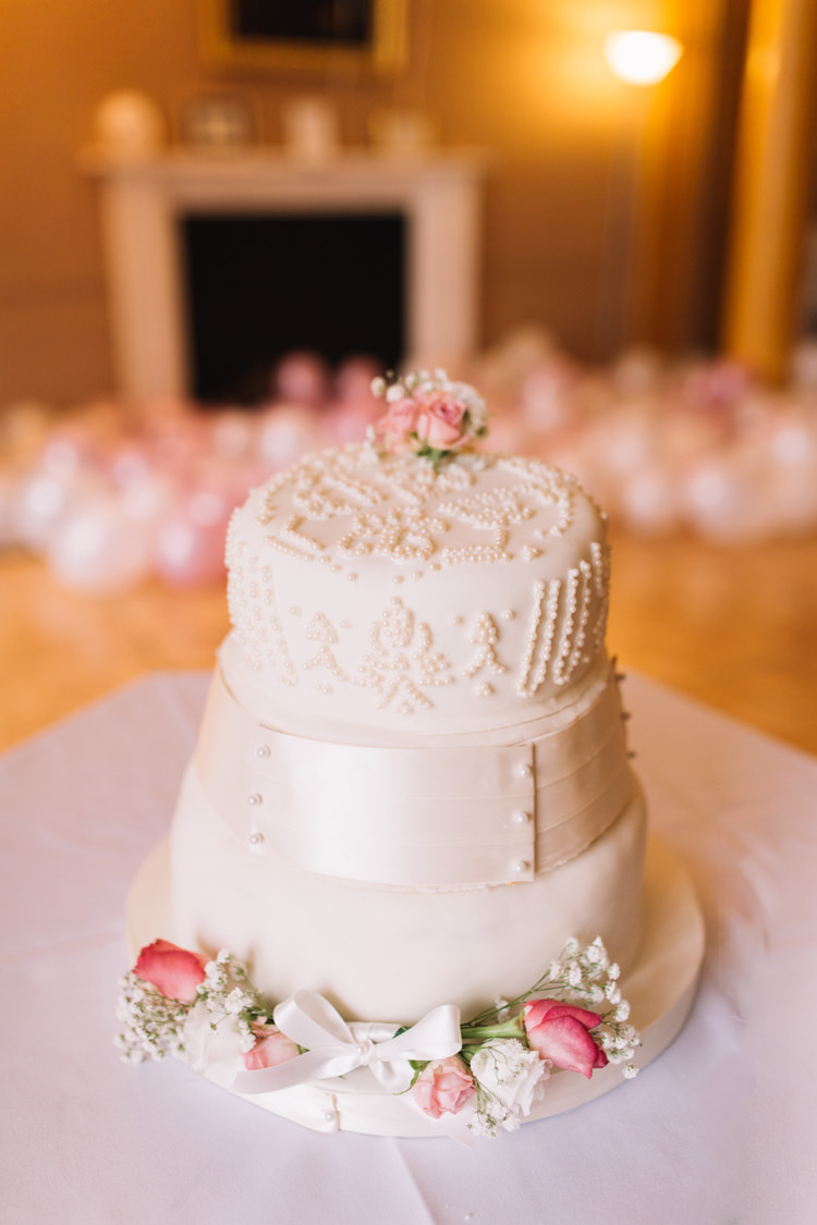 Wedding Cake Vintage Pearls Flowers Icing Cat Lane Photography