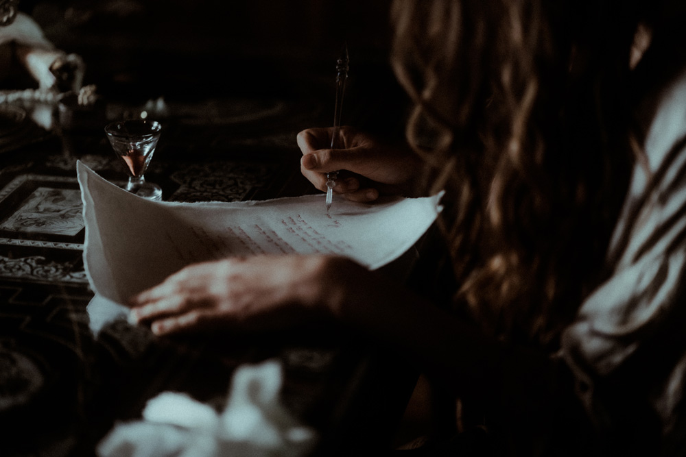 Writing Letter Bride Chateau de Poudenas Wedding Gaetane Glize