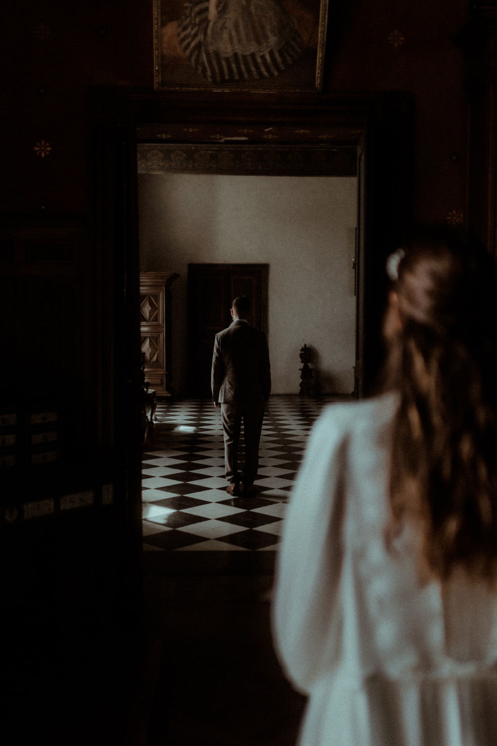 First Look Chateau de Poudenas Wedding Gaetane Glize