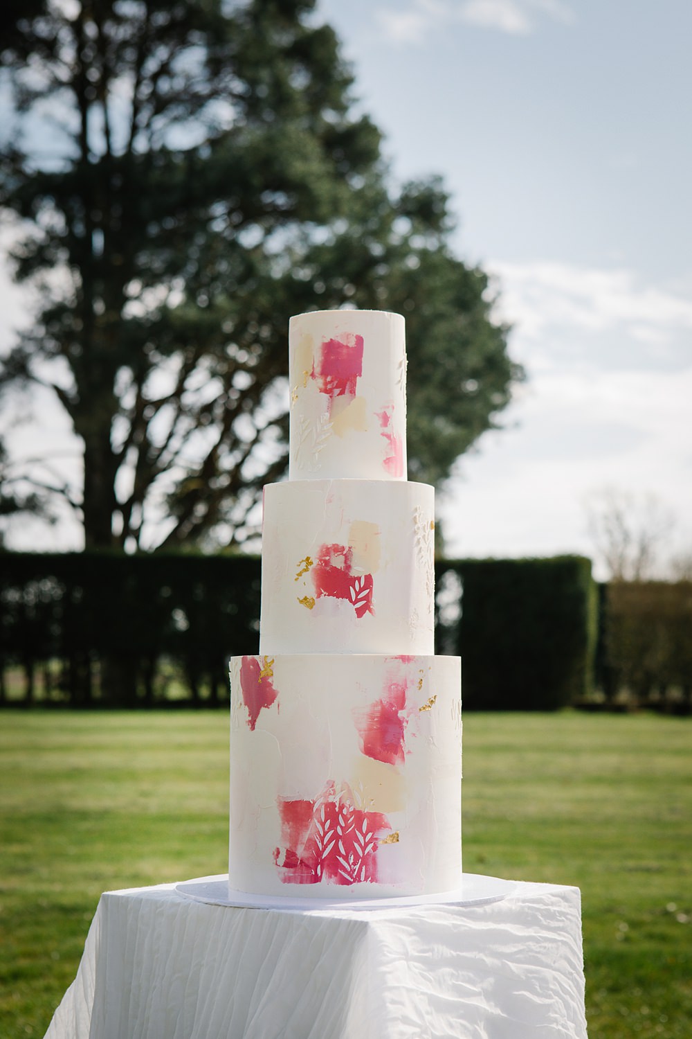 3 Tier White Pink Cake Colour Clash Wedding Ideas Victoria Sponge Photography