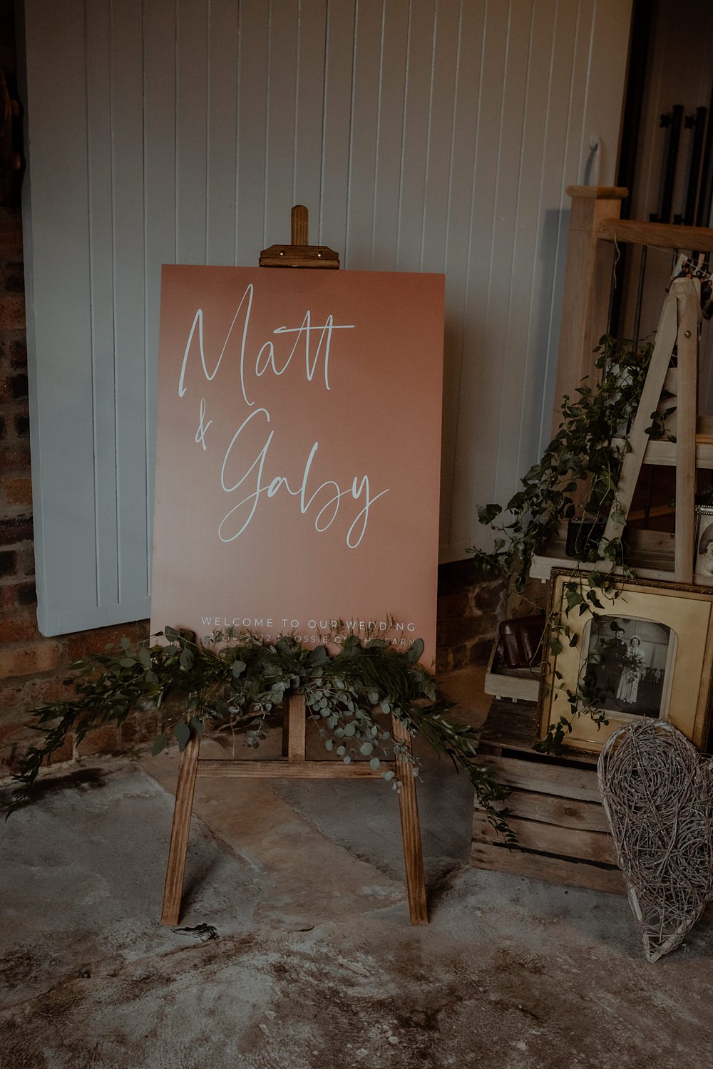 Welcome Sign Calligraphy Rossie on the Earn Wedding Mint and Jasmine