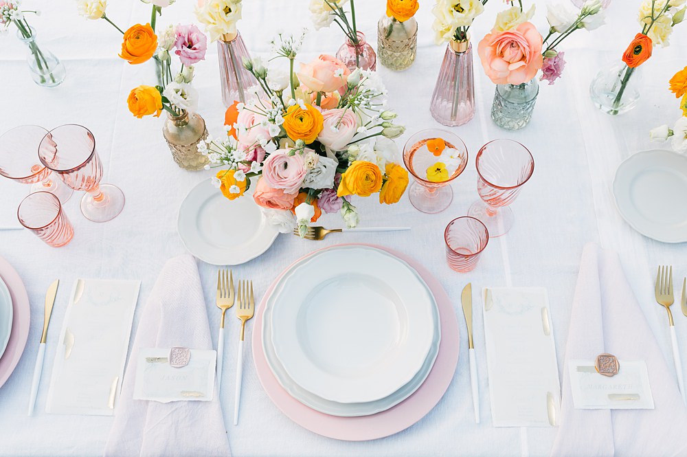 Place Setting Pink White Gold Flowers Villa Orsi di Azzate Wedding Rossella Putino