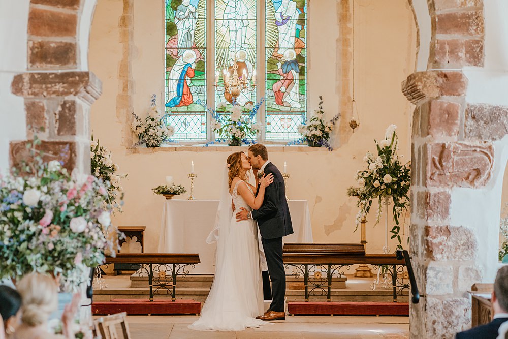 Cherry Barn Wedding Shelby Ellis Photography