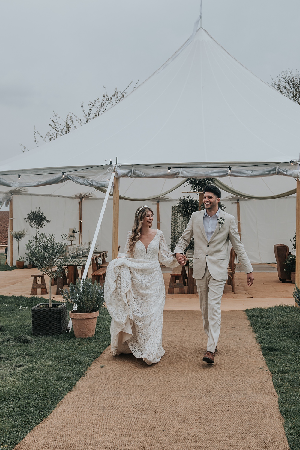Mismatched Pattern Wedding Ideas Melanie Barnfield Photography