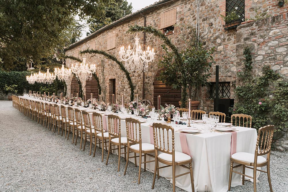 Long Table Outdoor Reception Chandelier Borgo di Castelvecchio Wedding Punti di Bianco
