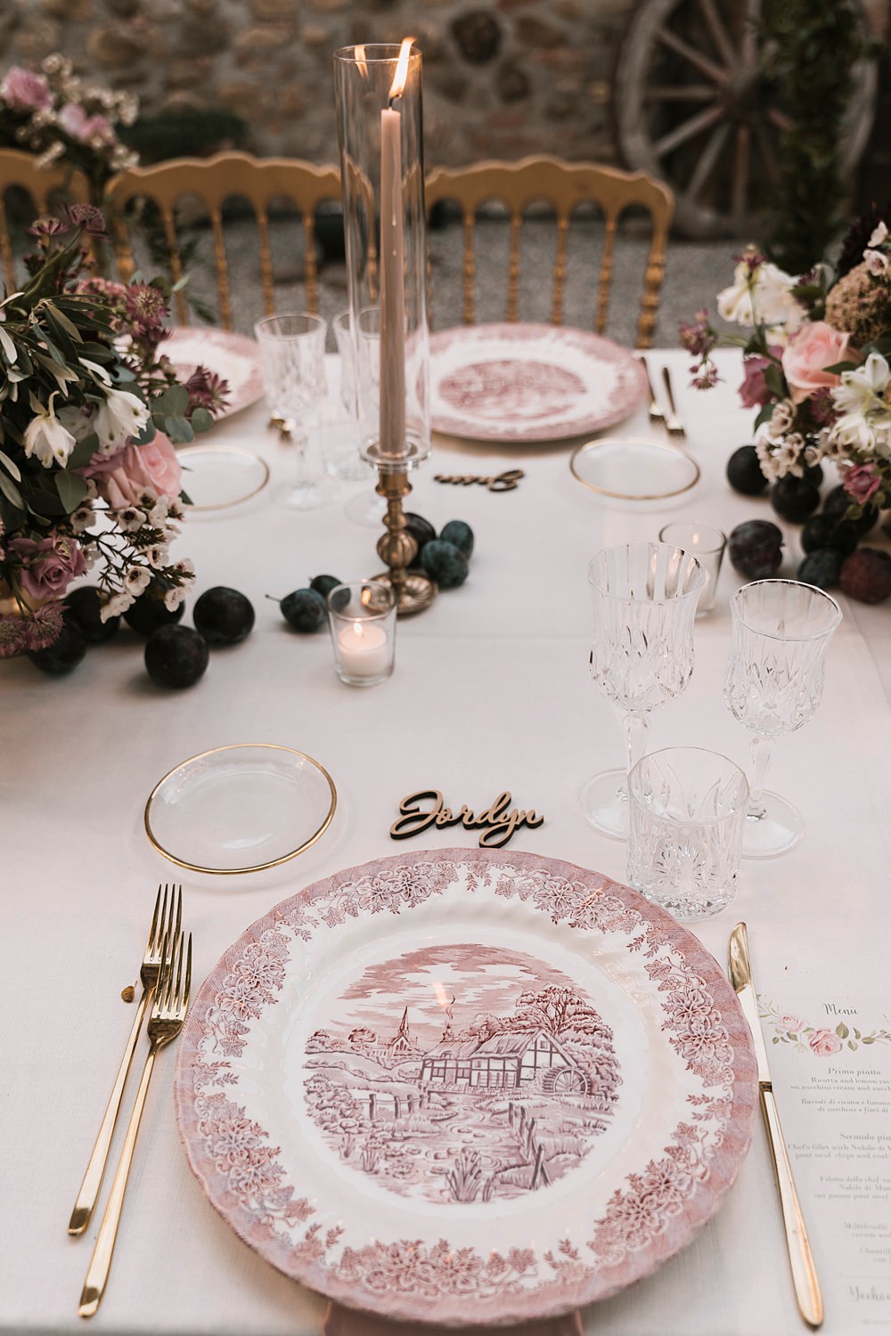 Pink Plate Gold Cutlery Menu Place Setting Borgo di Castelvecchio Wedding Punti di Bianco