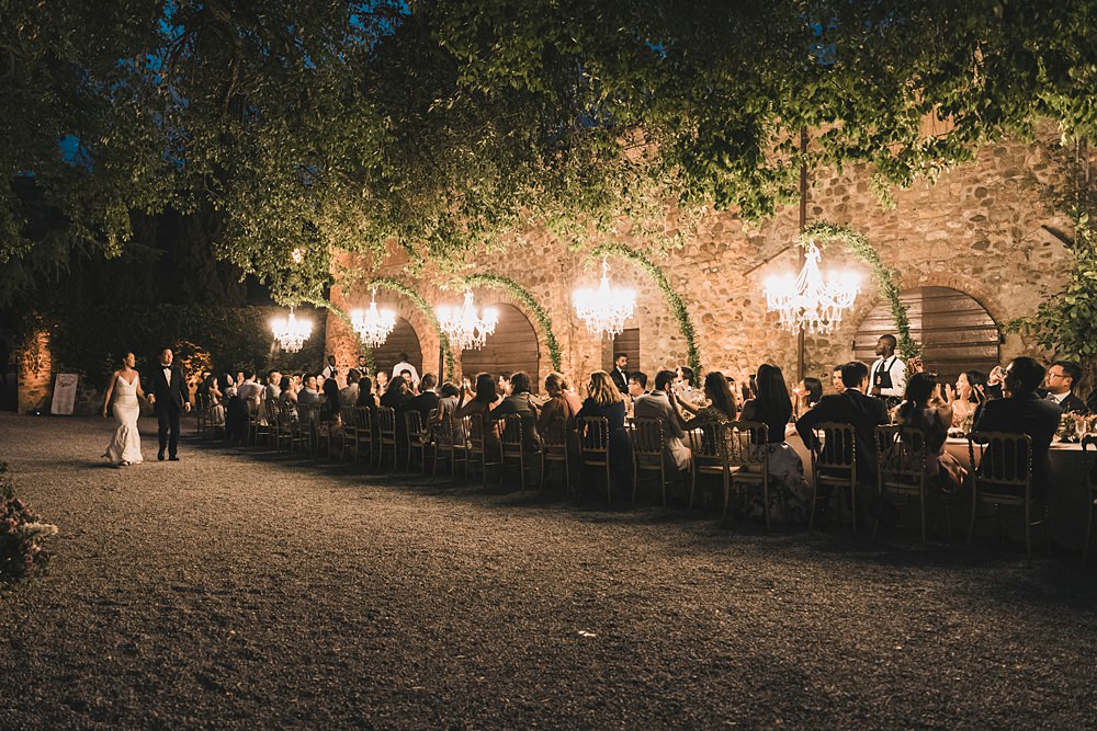 Long Table Outdoor Reception Chandelier Borgo di Castelvecchio Wedding Punti di Bianco