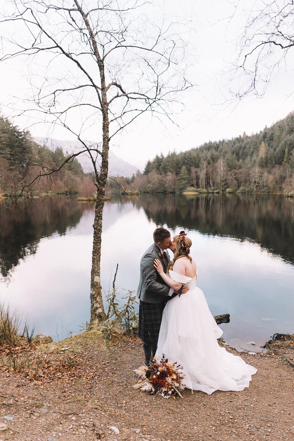 Glencoe Lochan Wedding Lauren Elliott Photography