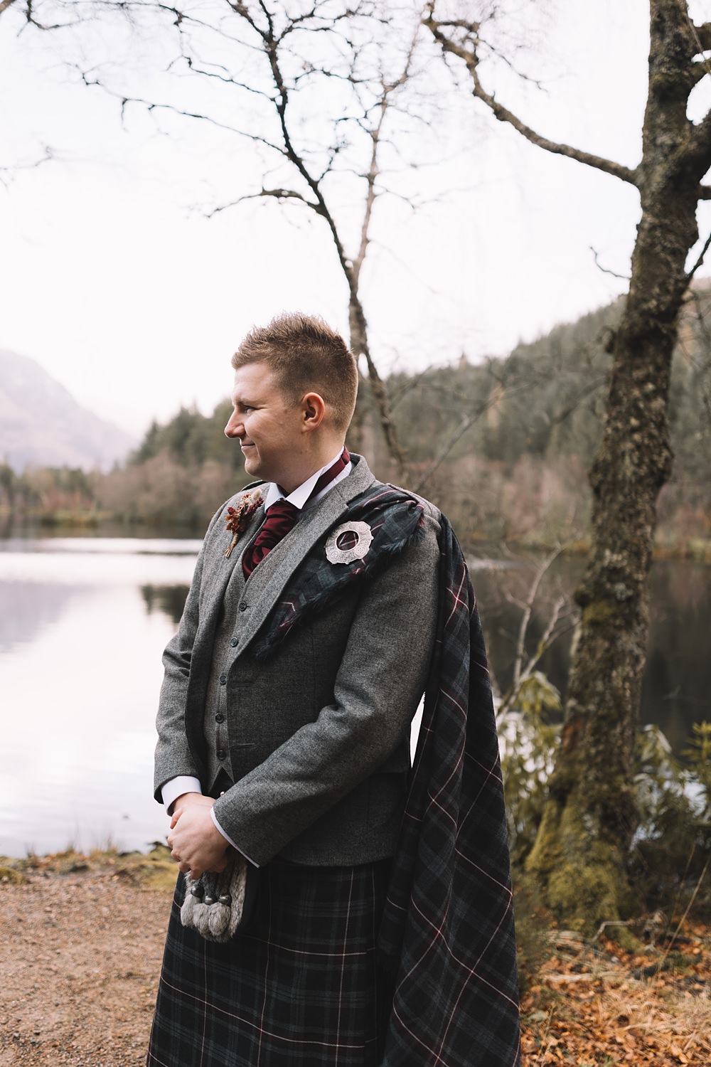Groom Kilt Blazer Glencoe Lochan Wedding Lauren Elliott Photography