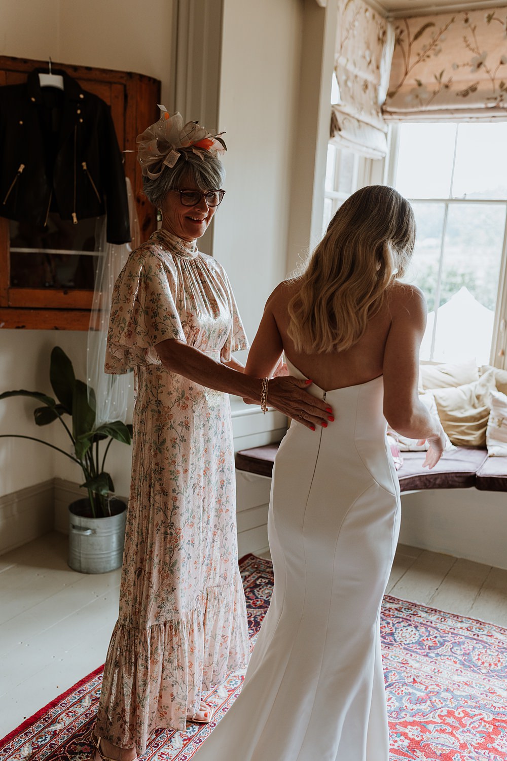Dress Bride Strapless Sweetheart Bridal Collective Fit Flare Wilde Lodge Wedding Pix By Vix