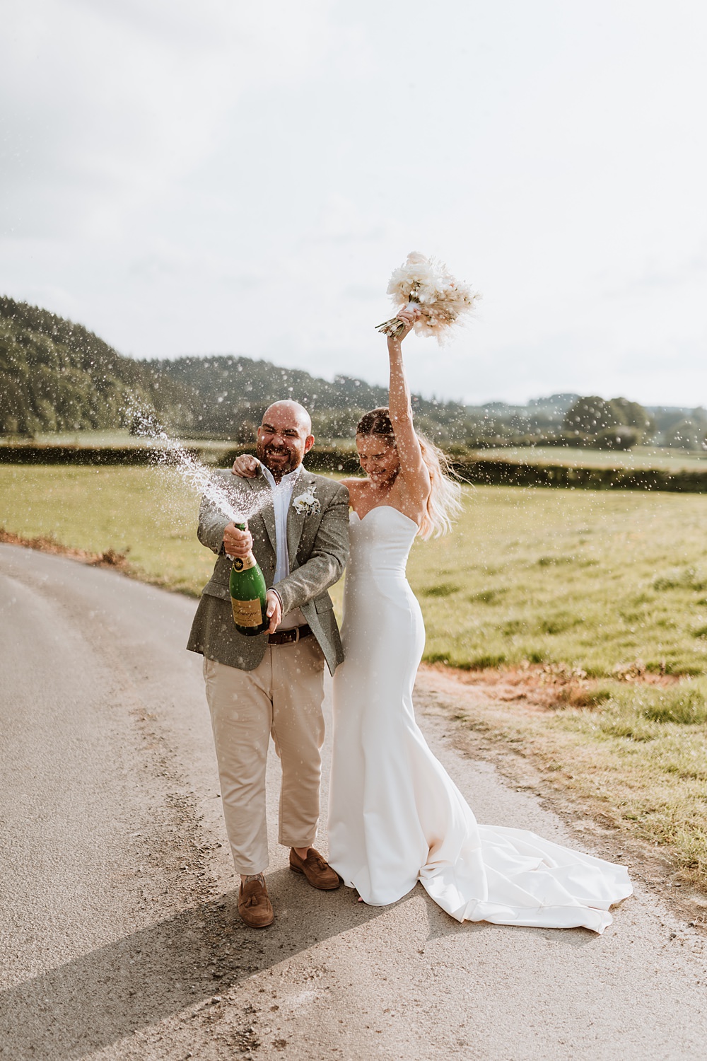 Champagne Pop Wilde Lodge Wedding Pix By Vix