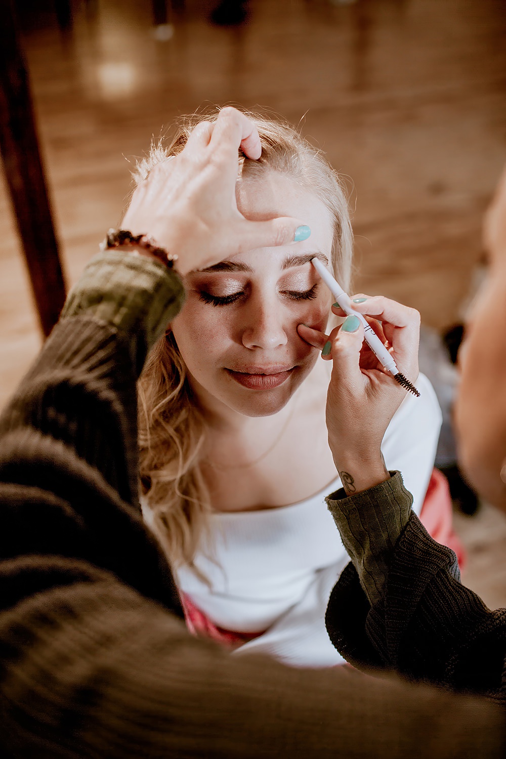 Barnfield Wedding Sonder Lust Photography Bride Makeup Prep