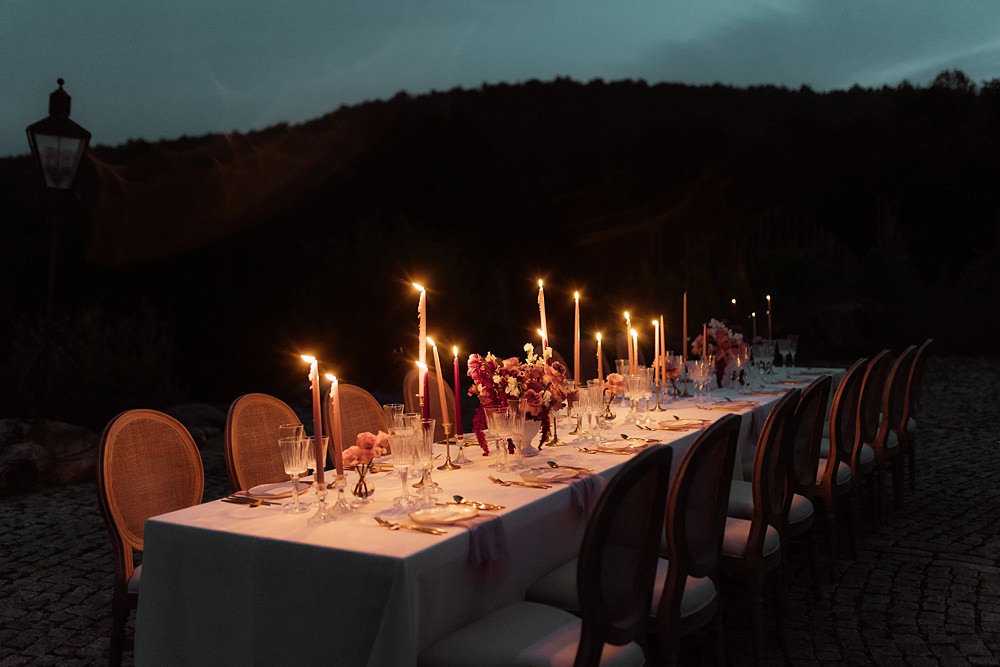 Table Decor Setting Gold Pink Red Candles Château Ste-Agnès Wedding Crémeux Photo