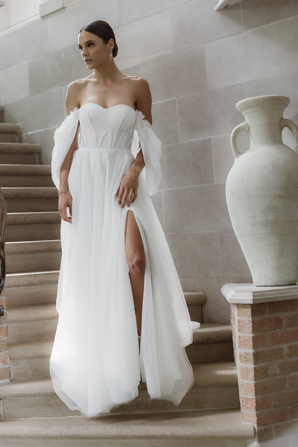 Dress Gown Bride Off Shoulder Tulle Romantic Château Ste-Agnès Wedding Crémeux Photo