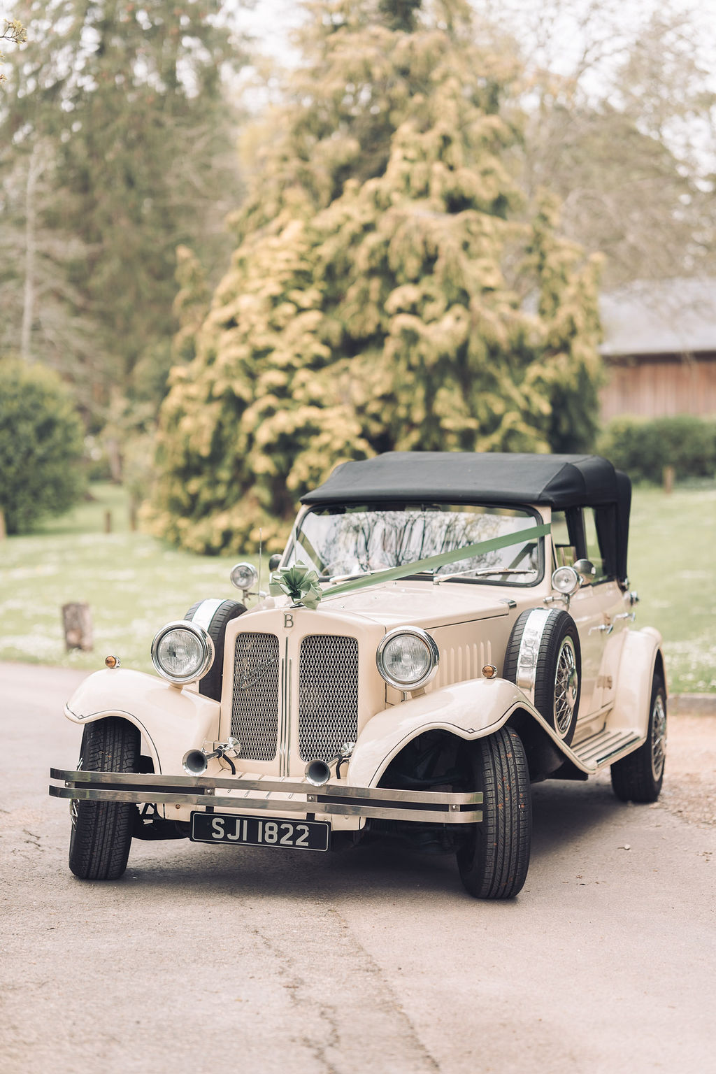 Classic Car Transport Compton Verney Wedding Story Ellie Mac Photography
