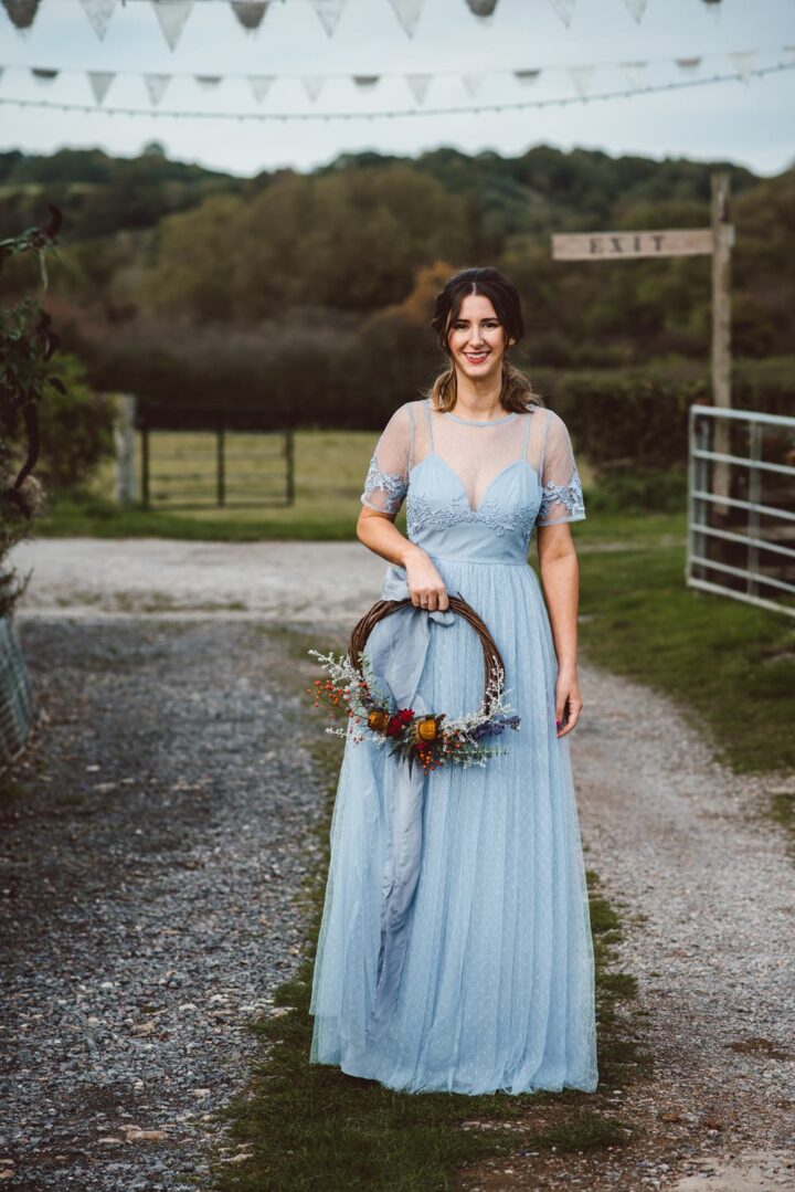 Hoop Bridesmaid Bouquet Alternative Idea Dhw Photography