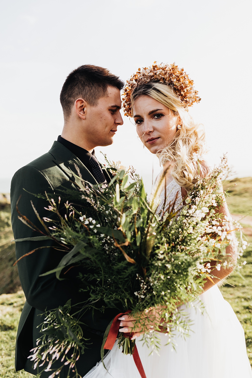 Greenery Feather Bouquet Bride Rust Green Wedding Ideas Julie Clarke Photography