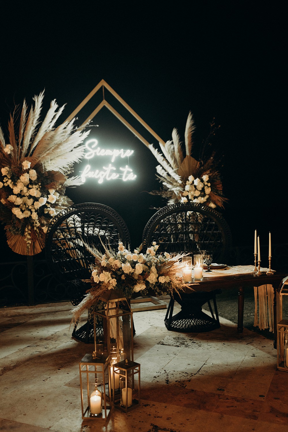 Top Table Sweetheart Neon Sign Backdrop Flowers Villa La Joya Wedding Andre Gouin Photography