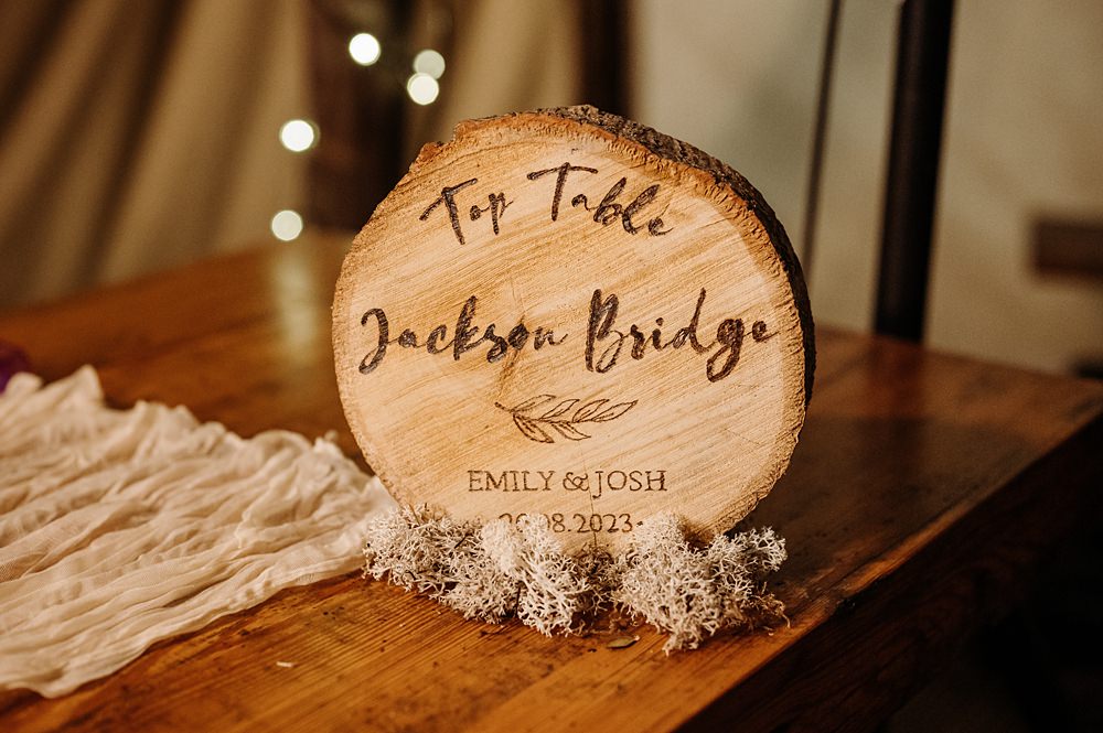 Top Table Log Slice Sign Cockley Woodland Weddings Don’t Delete The Kisses