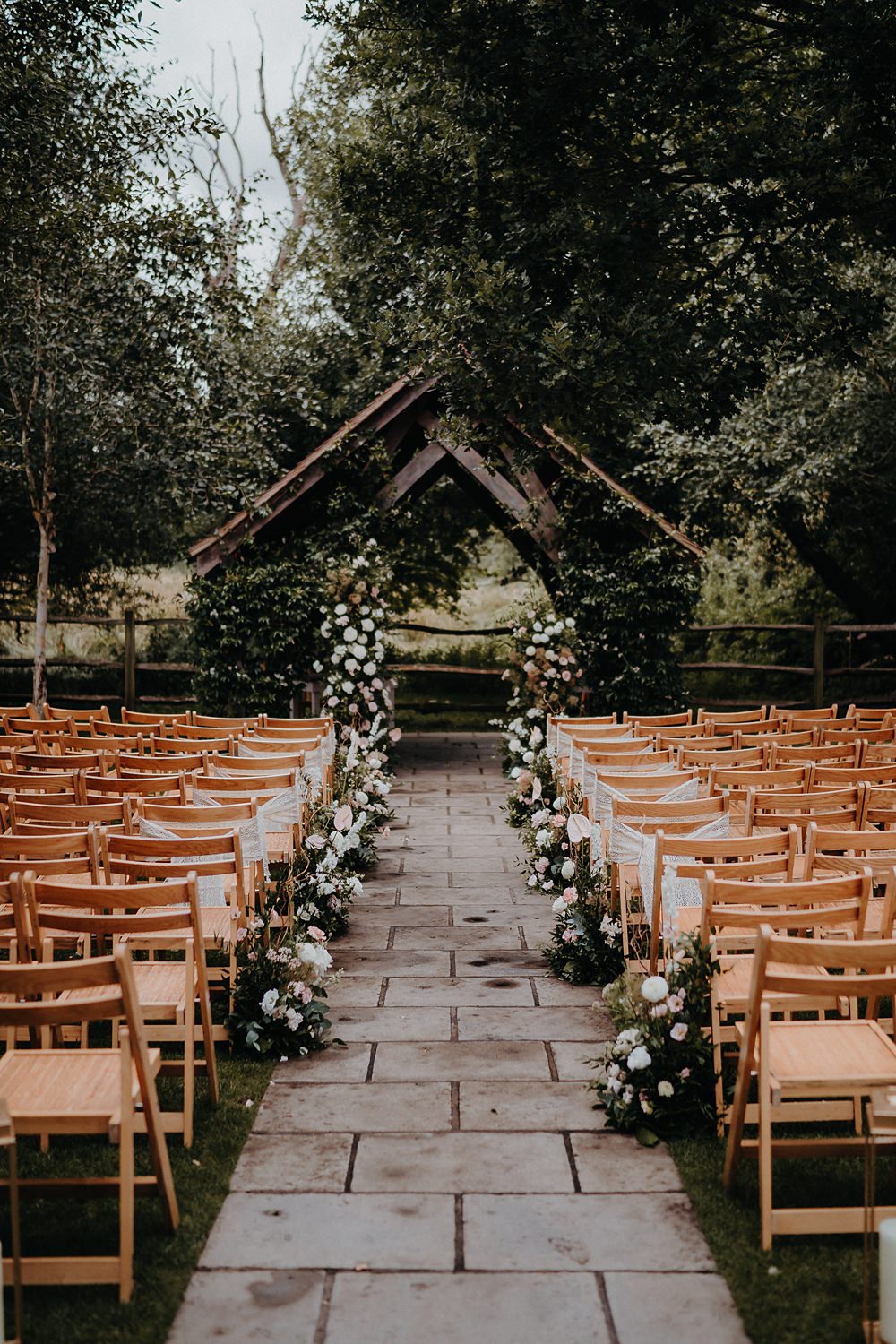 Outdoor Surrey Wedding Kit Myers Photography Ceremony Flower Aisle Greenery White Rose