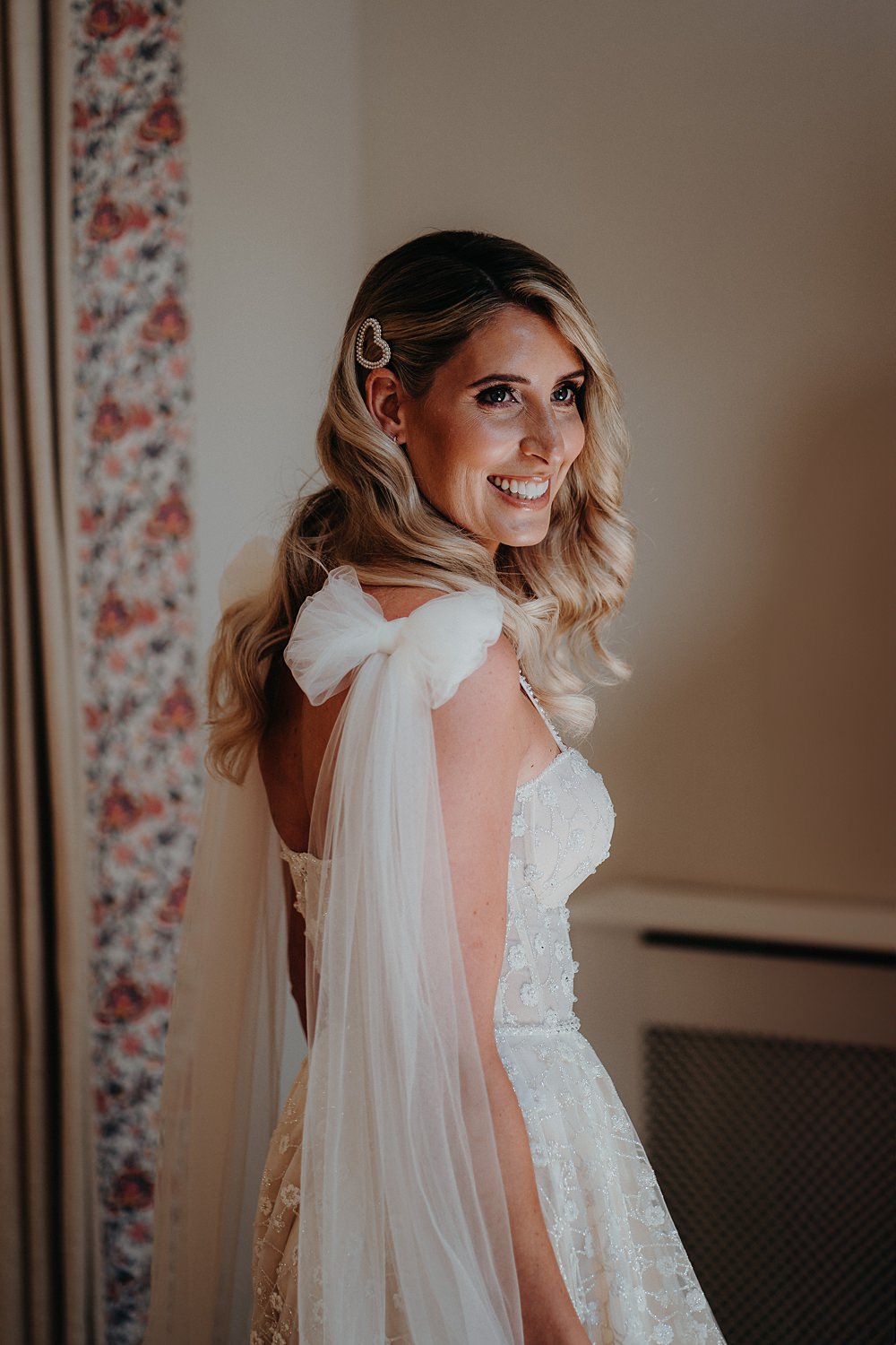 Bow Cape Veil Bride Outdoor Surrey Wedding Kit Myers Photography