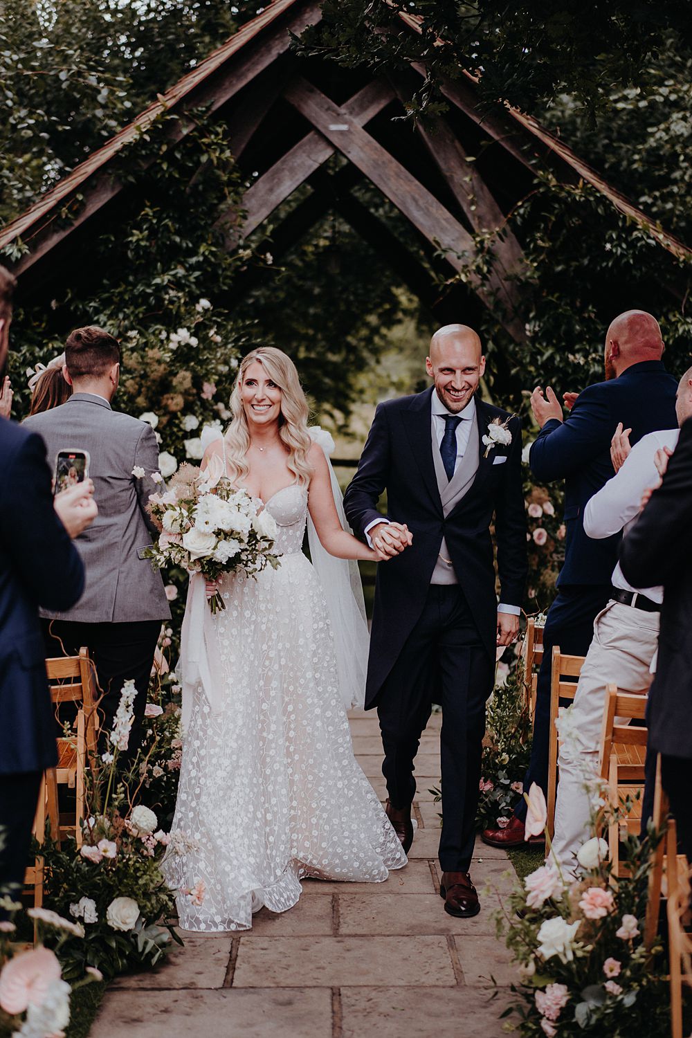 Outdoor Surrey Wedding Kit Myers Photography