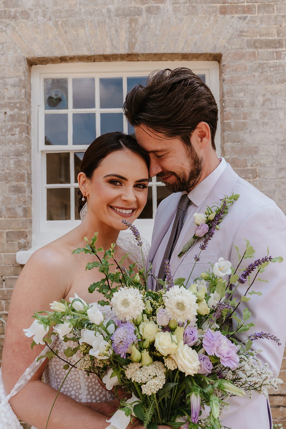Bouquet Flowers Bride White Lilac Lisianthus Scabiosa Olive Shotesham Park Wedding By Emma Olivia Photography