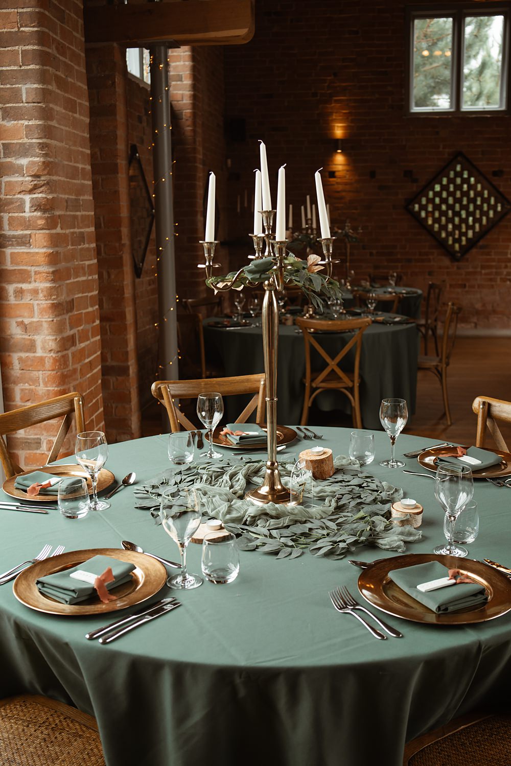 Round Table Green Cloth Candelabra Gold Plate Swallows Nest Barn Wedding Rebel Love Club