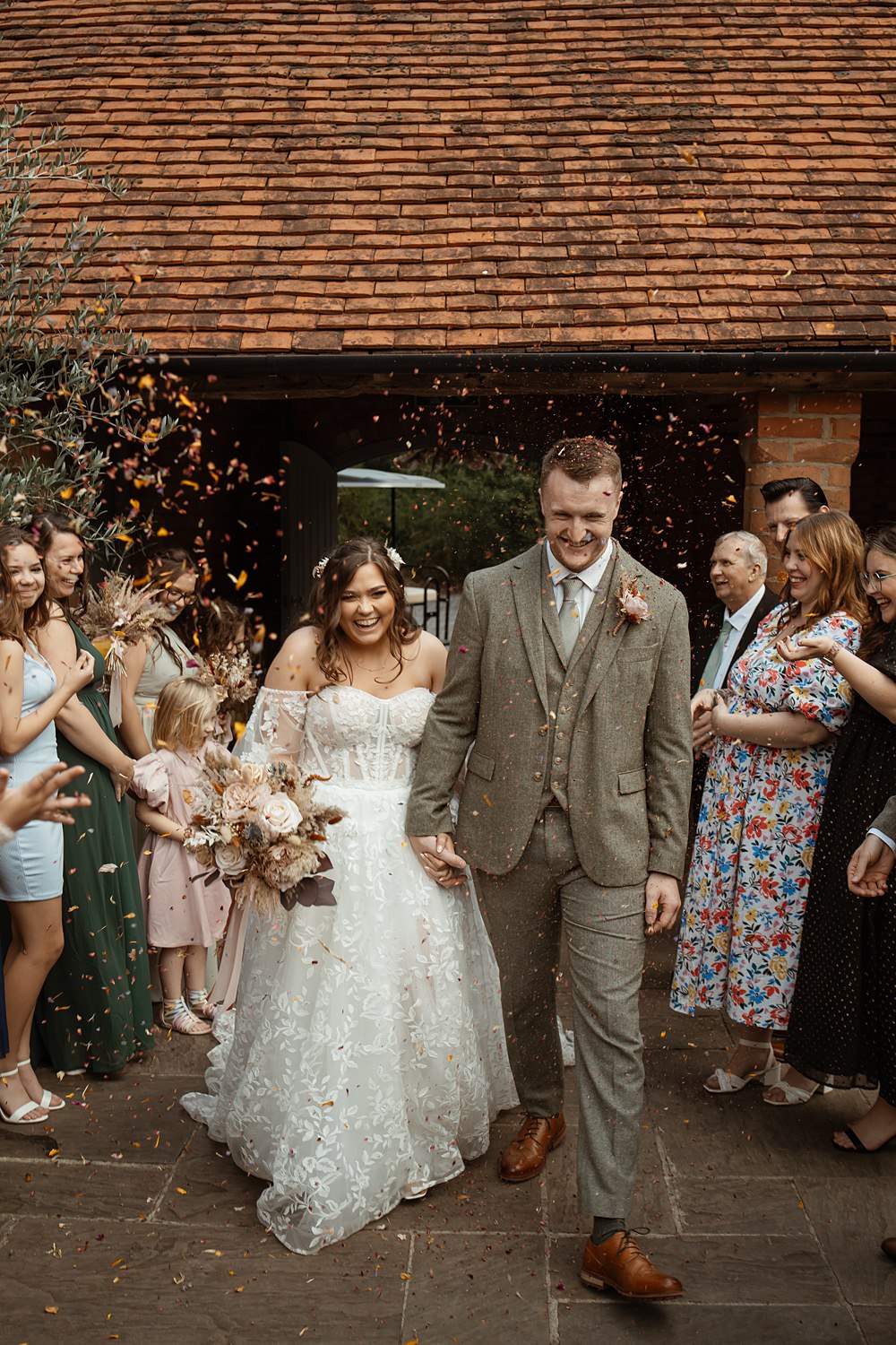 Swallows Nest Barn Wedding Rebel Love Club Confetti Throw