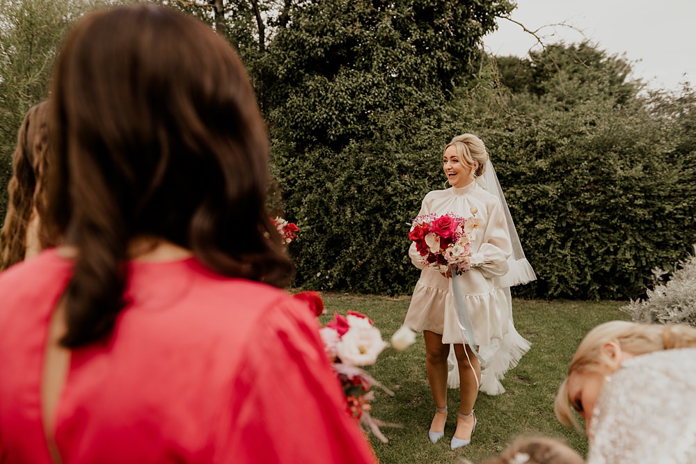 70s Disco Wedding Bubear Photography Short Dress Bride Long Sleeves Veil