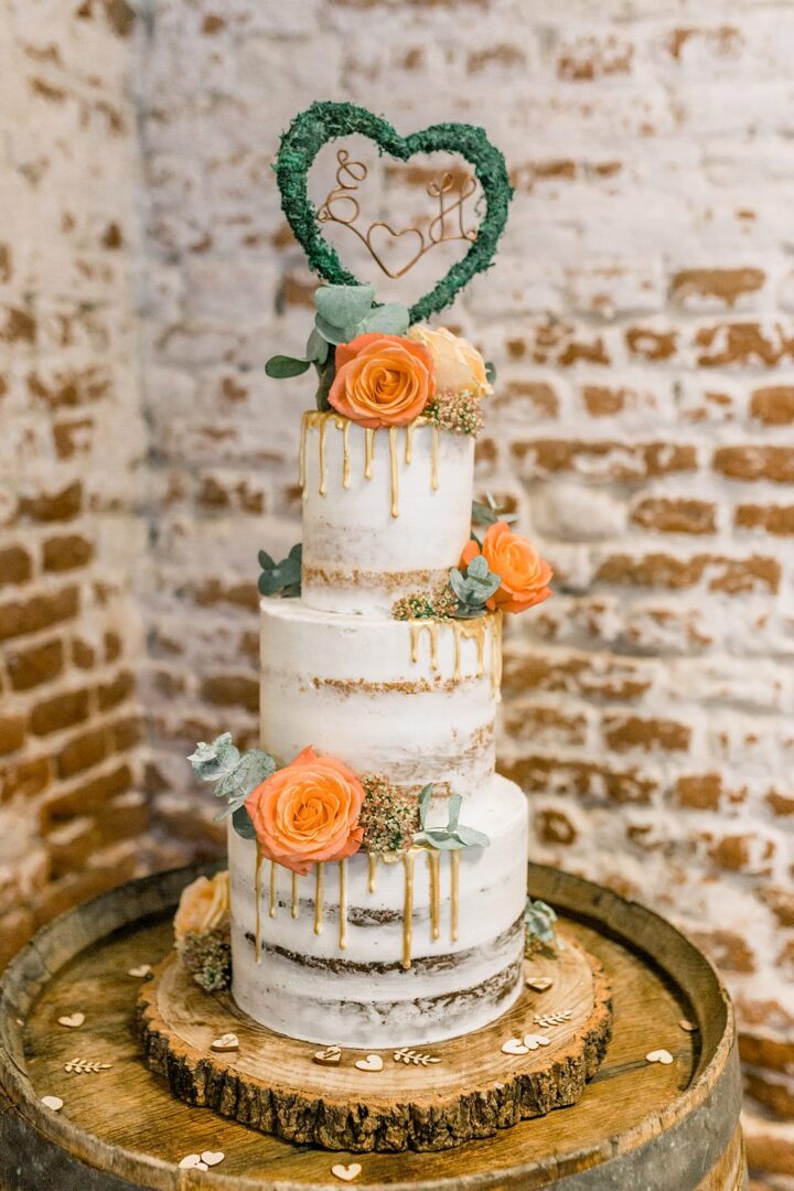 Greenery Wire Heart Cake Topper Wedding Terri & Lori Photo and Film