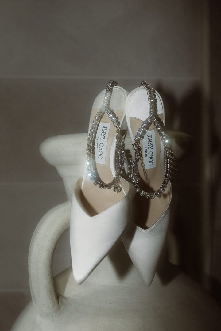 Jimmy Choo Wedding Shoes Pointed Toe Crystal Strap Crémeux Photo