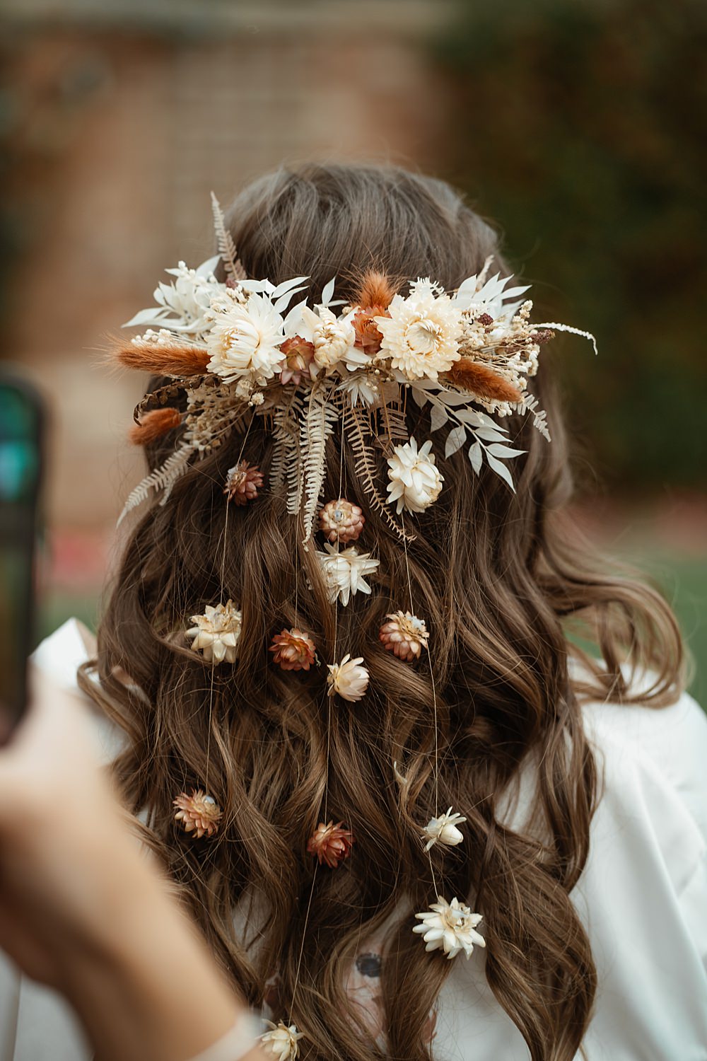Dried Flower Hairstyle Bride Comb Swallows Nest Barn Wedding Rebel Love Club