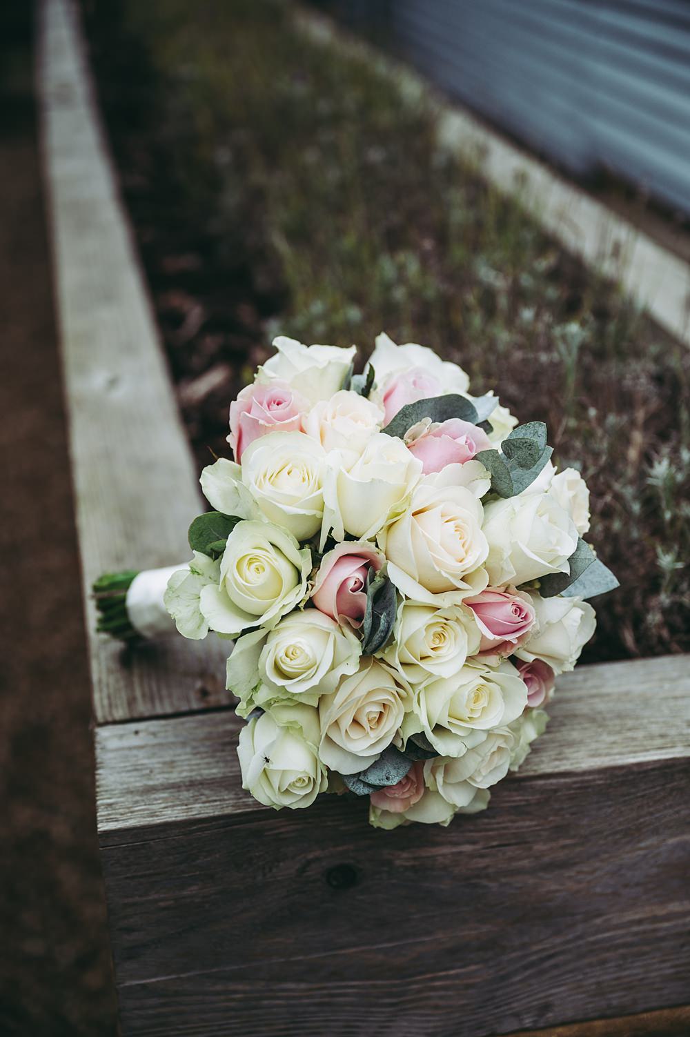 White Gold Wedding Cotswold Pictures Bridal Rose Bouquet White Pink