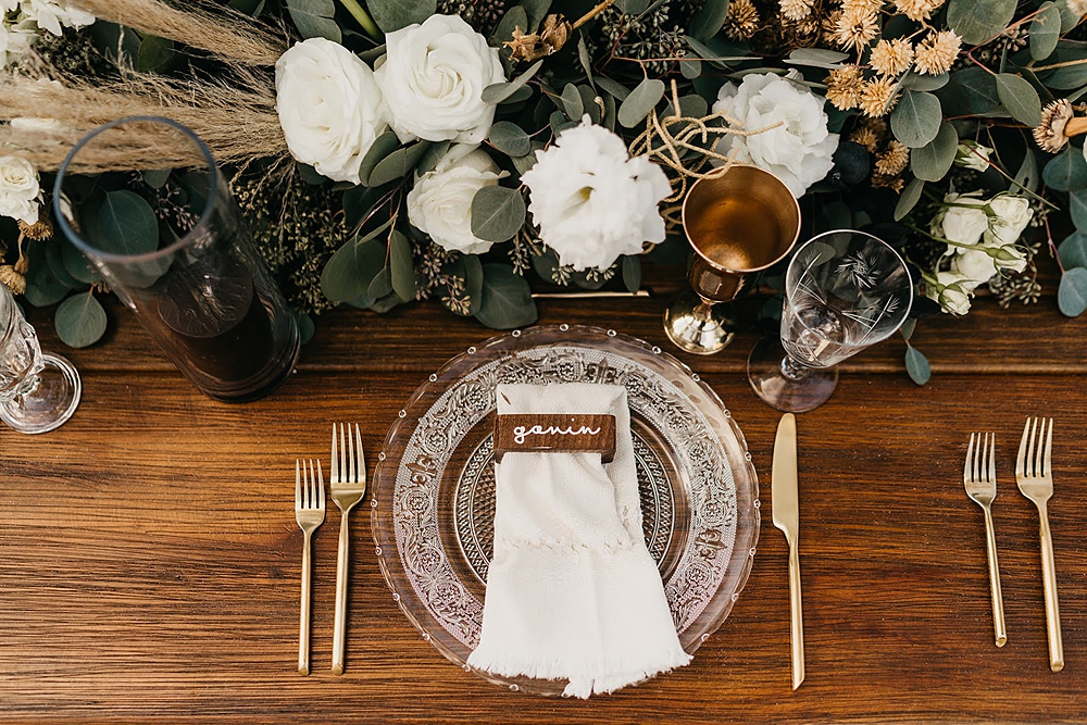 Akiin Tulum Wedding Beach Kape Photography Place Setting Glass Charger Plate Wooden Place Name