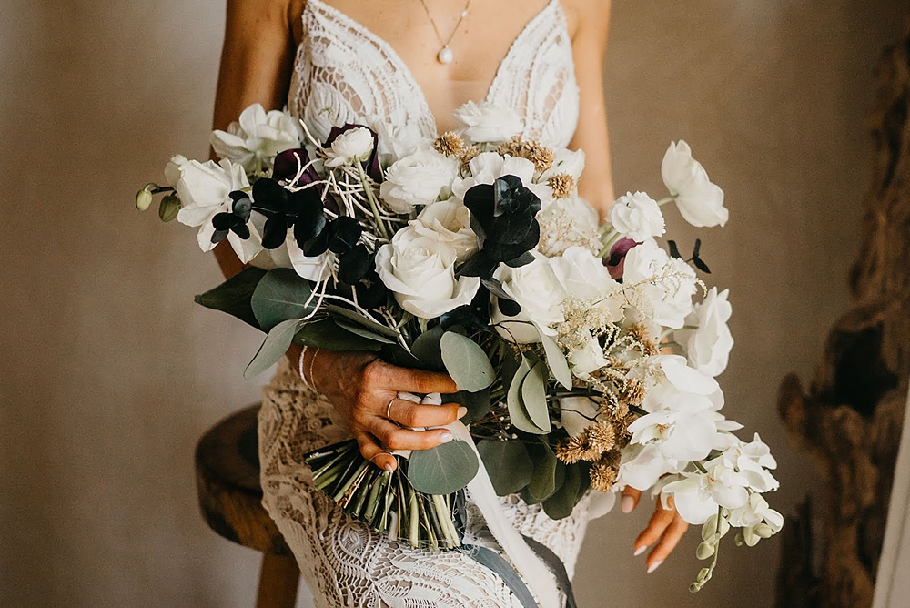Akiin Tulum Wedding Beach Kape Photography Bouquet Flowers Bridal White Rose Anemone