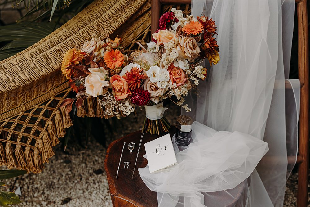 Aldea Ka'an Tulum Wedding Bamba Photography Bride Accessories Bouquet Veil