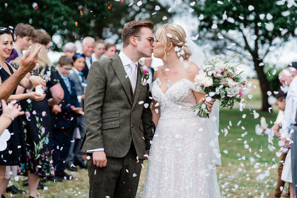 Blake Hall Wedding Gemma Giorgio Photography Confetti Throw