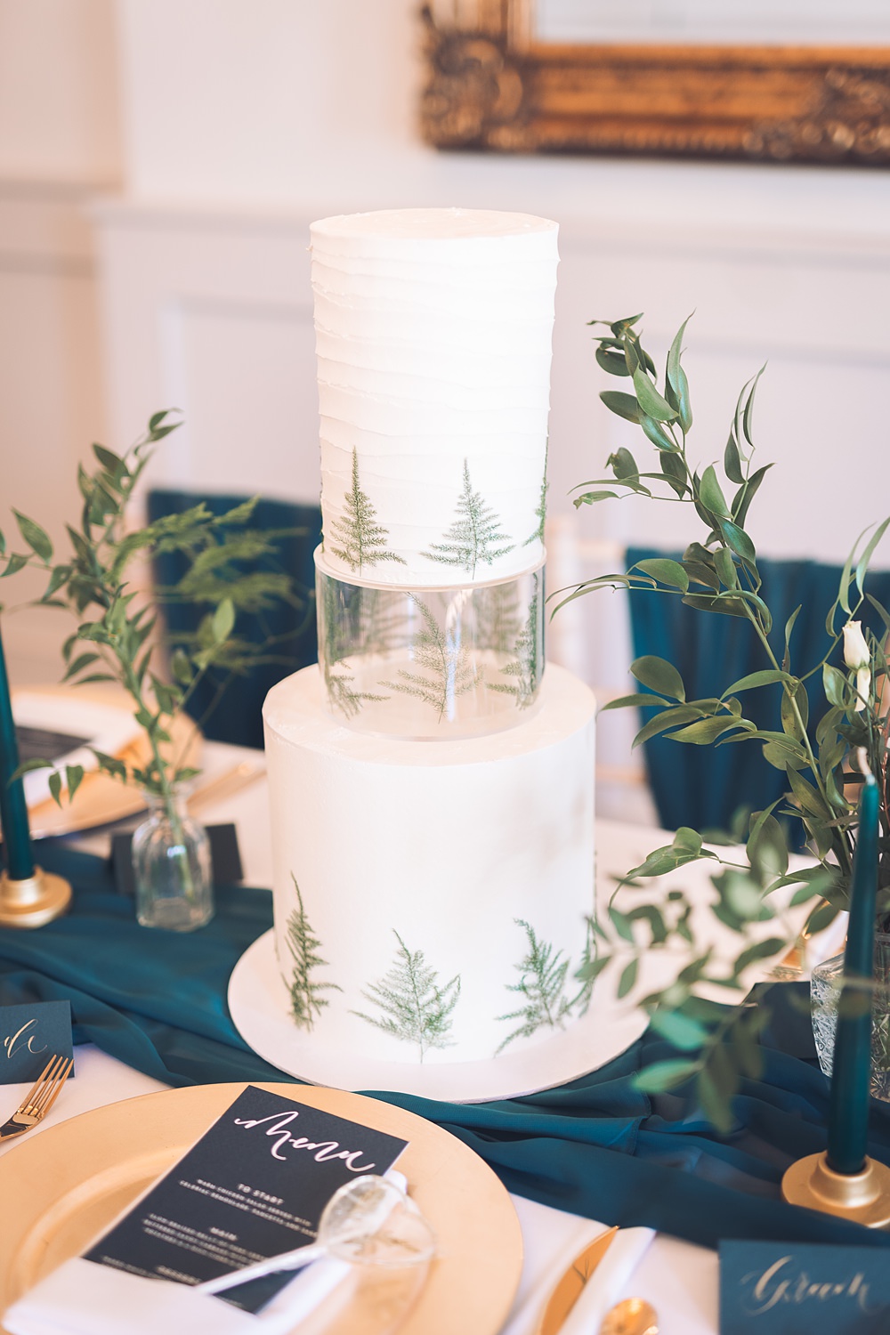 Bourton Hall Wedding Ellie Mac Photography Fern Greenery Cake Invisible Tier