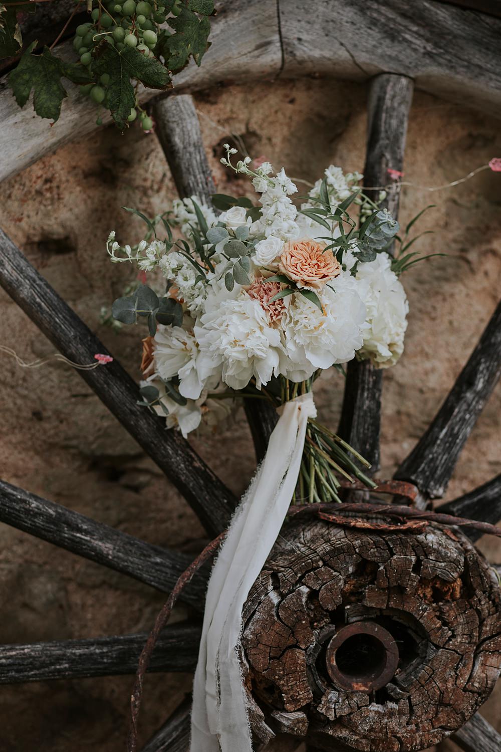 Chateau Barayre Wedding Grace Pham Photography Bouquet Bridal Ribbon Rose Peony Cream Orange