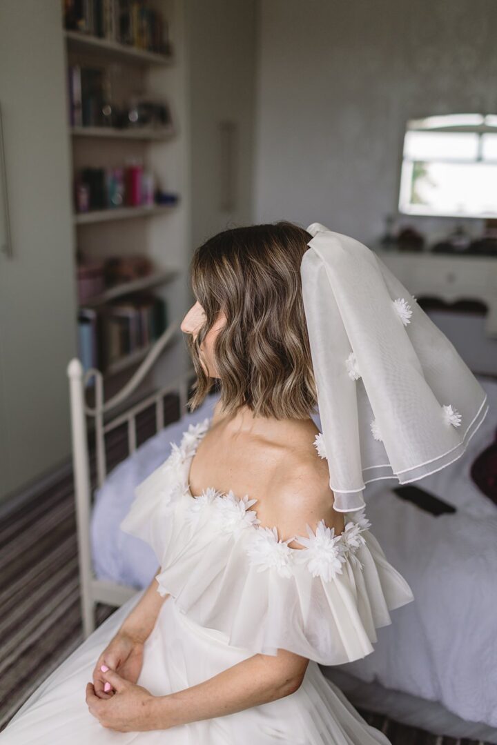 Short Hair Bride Bob Waves Wedding Veil Louise Barry Photographer